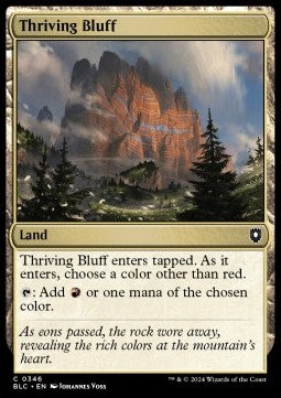 Thriving Bluff - Commander: Bloomburrow (Common) [BLC-346] - JotaCards - Tu Tienda de TCG